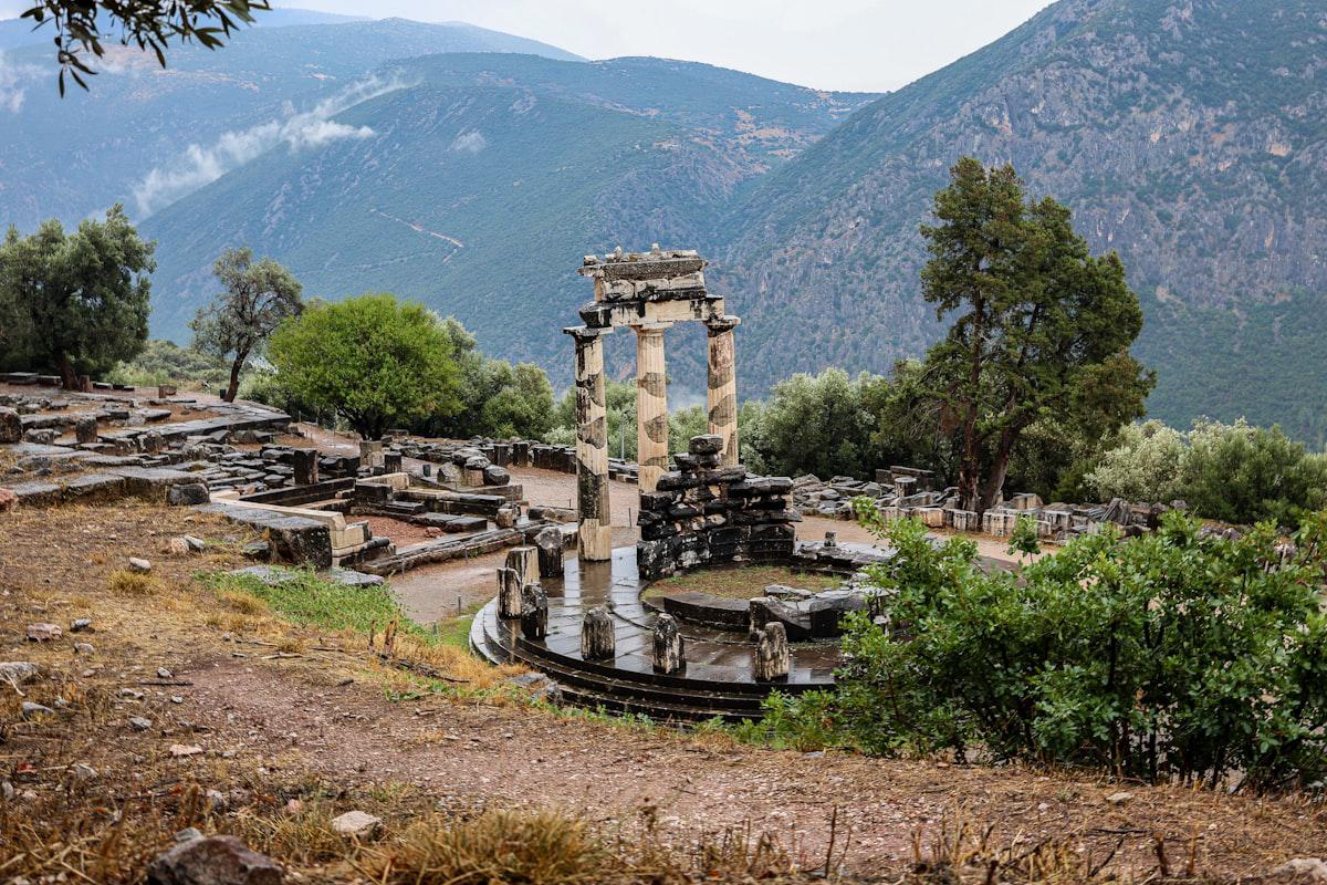 Best Delphi Tours from Athens in 2026 (Compared & Reviewed)