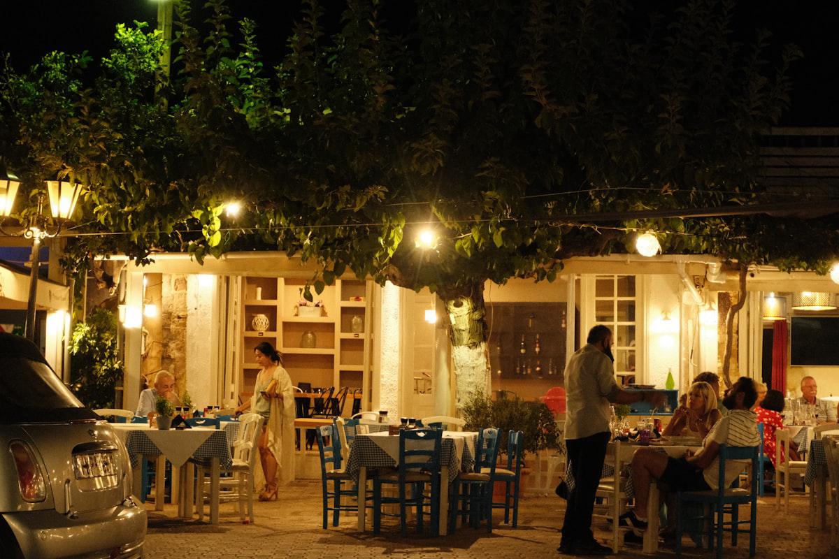 Best Restaurants in Plaka Athens: 12 Local Picks (2026)